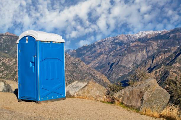 Best Portable restroom trailer rental  in Oneida, TN